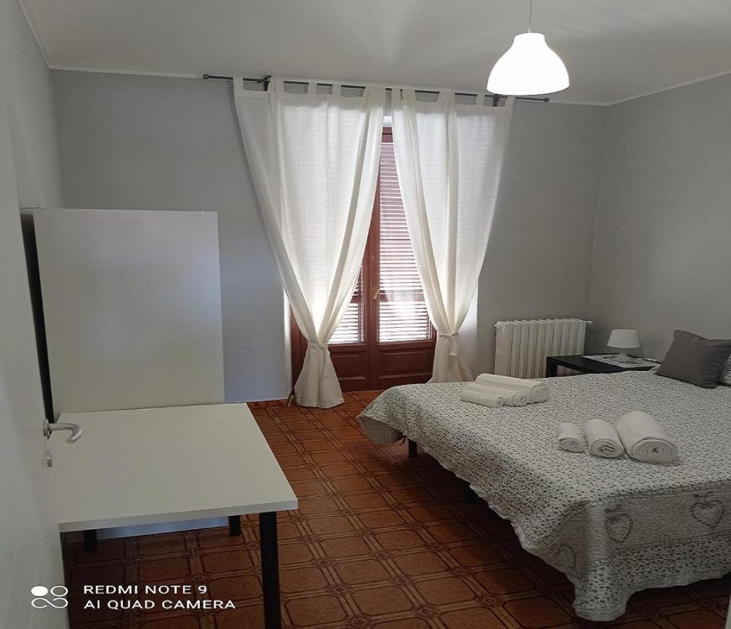 Fast Room Statuto Turin Bagian luar foto