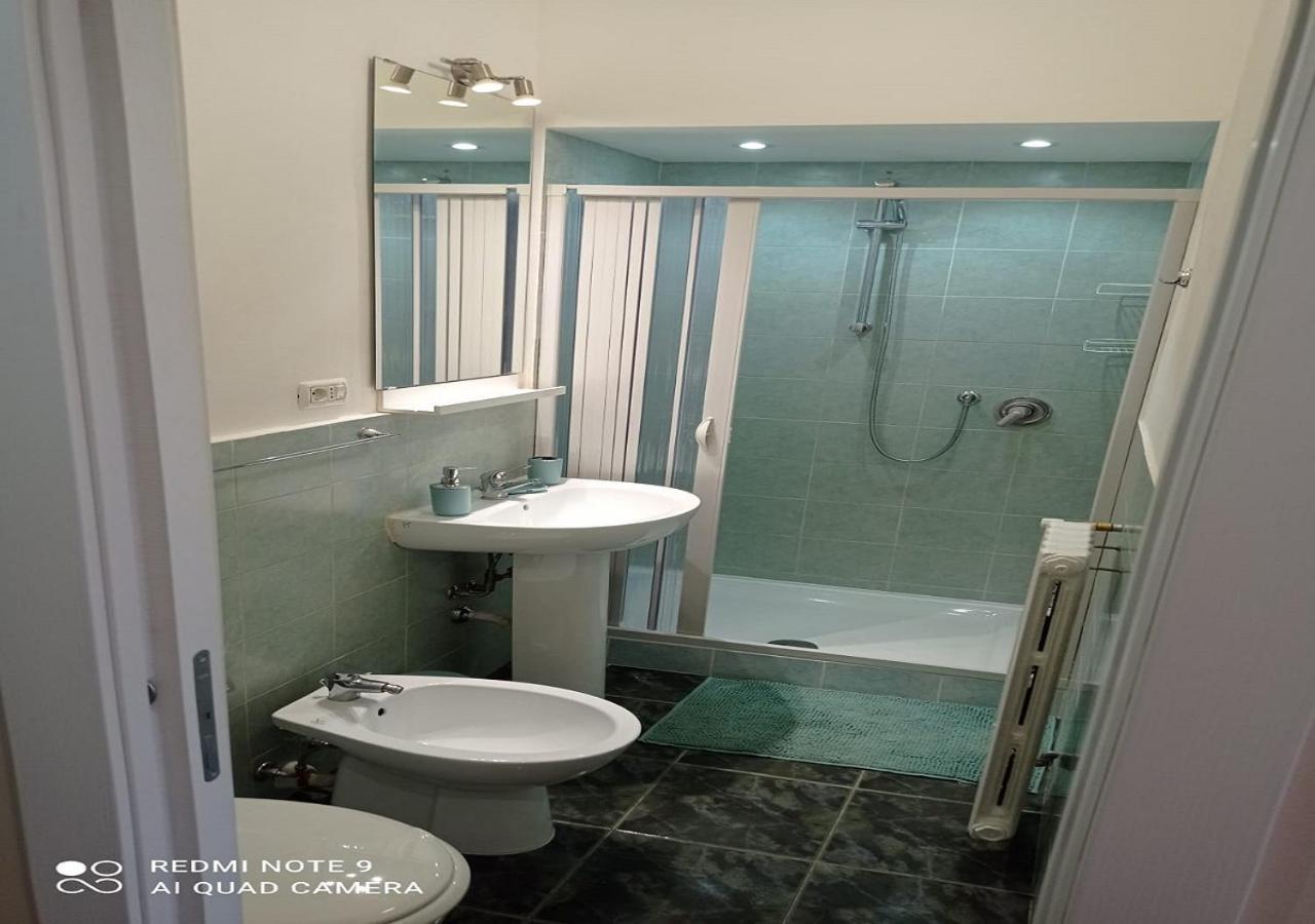 Fast Room Statuto Turin Bagian luar foto